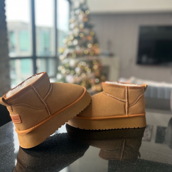Winter boots for woman - Picture 3 of 4